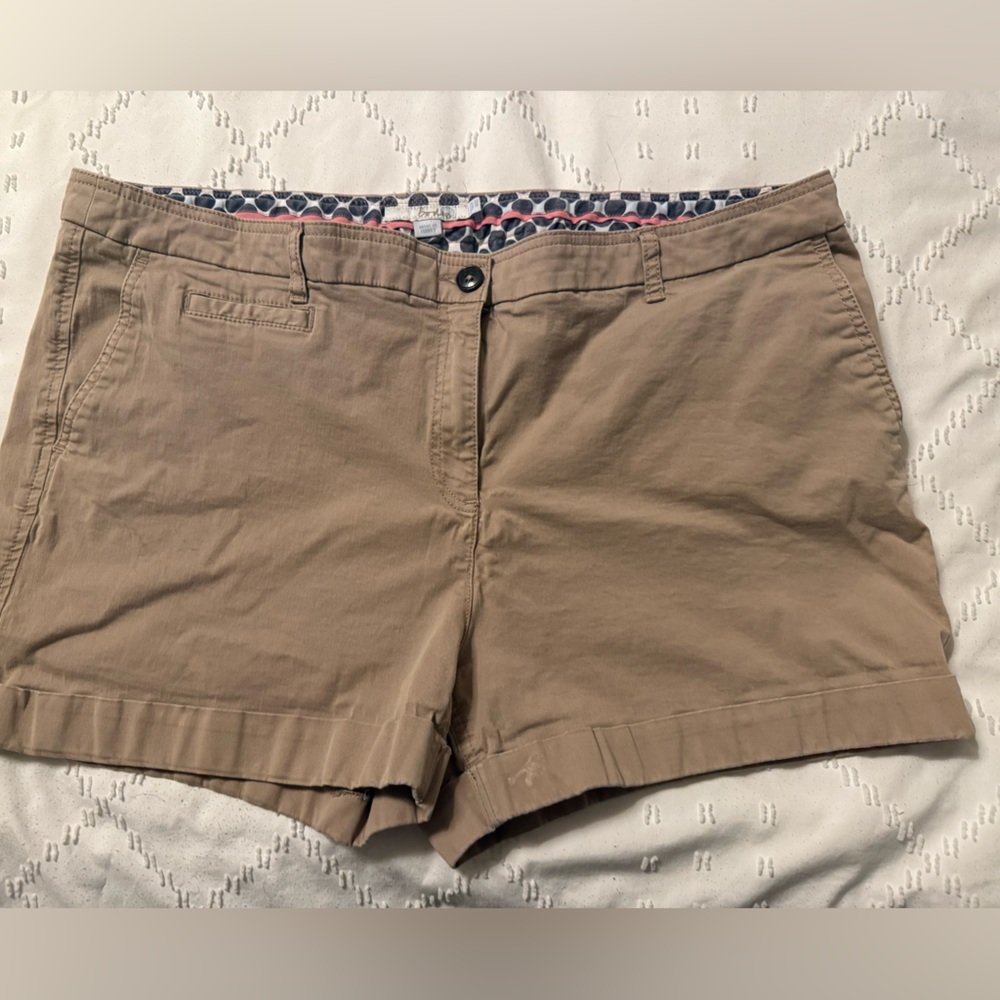 Boden Chino Shorts Size 18